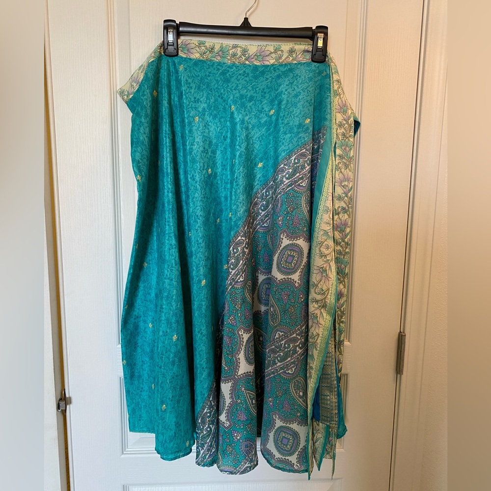 Beautiful silken reversible 2 tier/ double layer wrap skirt
